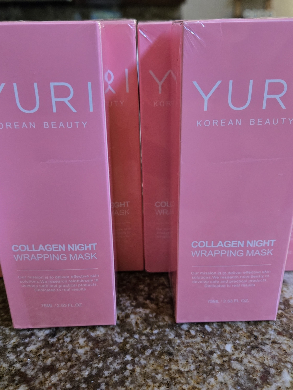 YURI Collagen Night Wrapping Mask - Pink